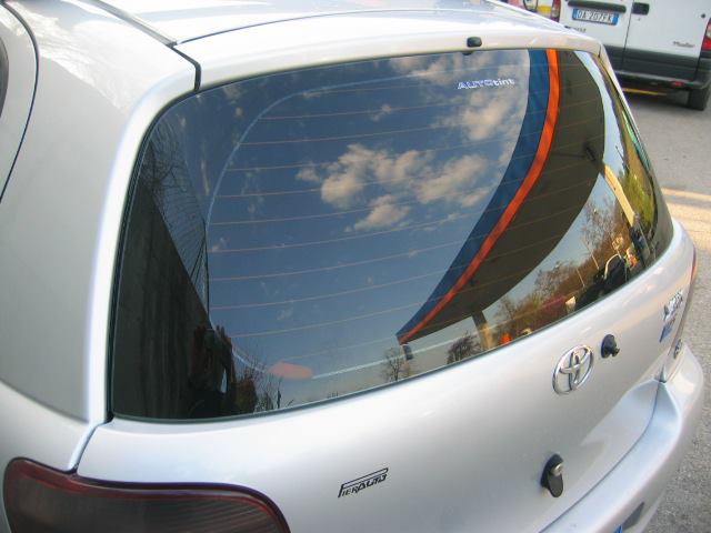 Toyota Yaris con vetri oscurati